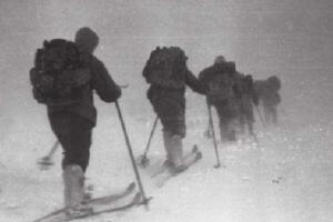 1959年前苏联迪亚特洛夫事件，神秘力量团灭9名登山者